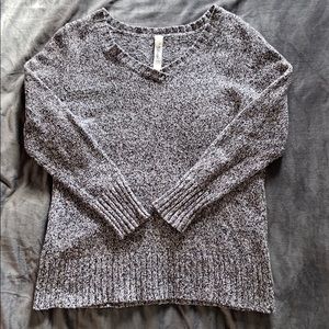 L.A. Blues Gray Sweater